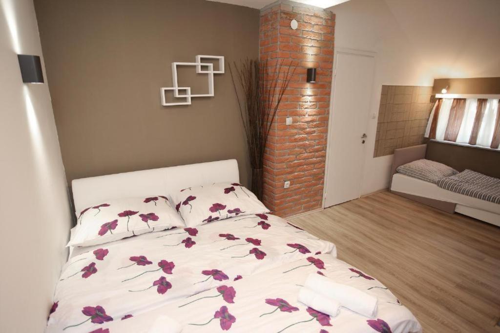 Apartments Rooms Paromlin Centar 萨格勒布 外观 照片